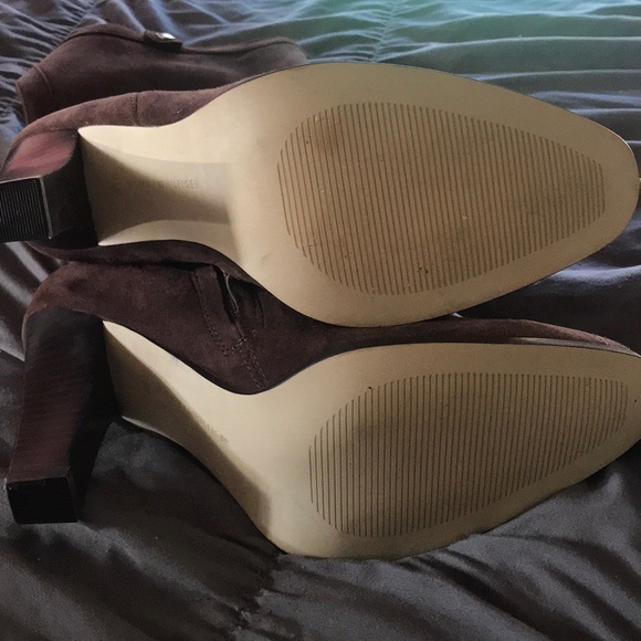 Tommy Hilfiger suede mid calf boots - Picture 3 of 8